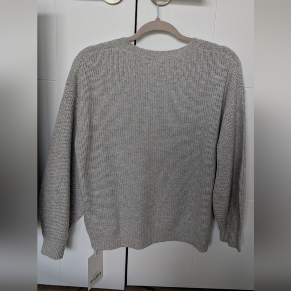 The Curated Chunky Crew Sweater - Picture 5 of 6